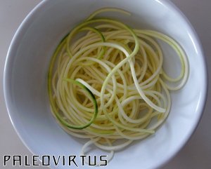 Zucchini spaghetti as made by the Spiromat